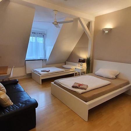 Colodging Mannheim - Private Rooms & Kitchen Ngoại thất bức ảnh