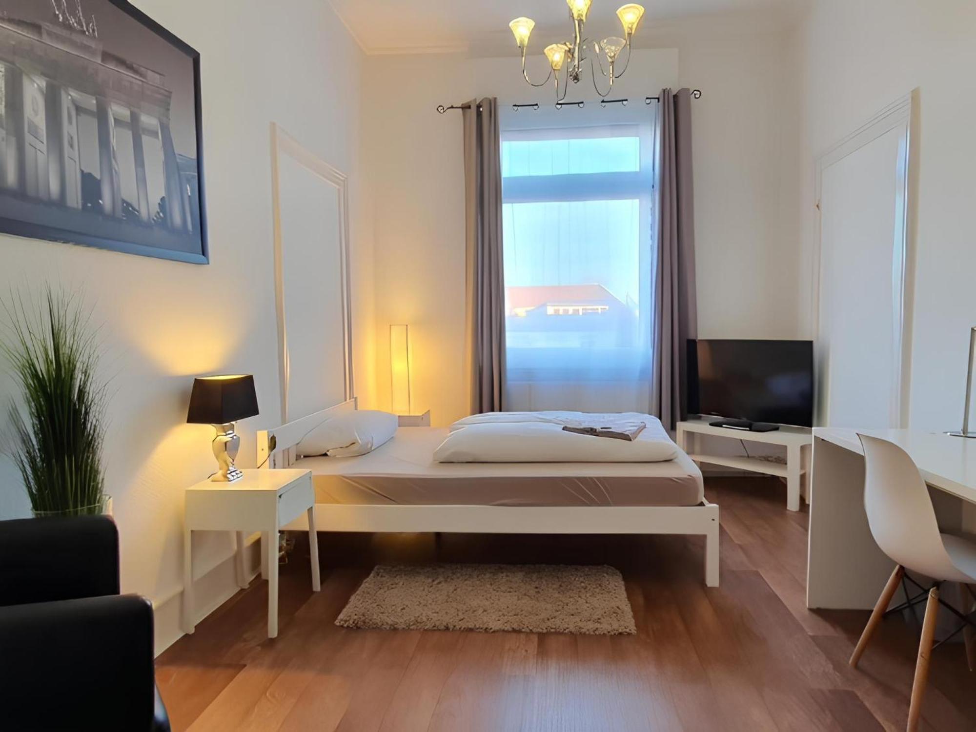 Colodging Mannheim - Private Rooms & Kitchen Ngoại thất bức ảnh